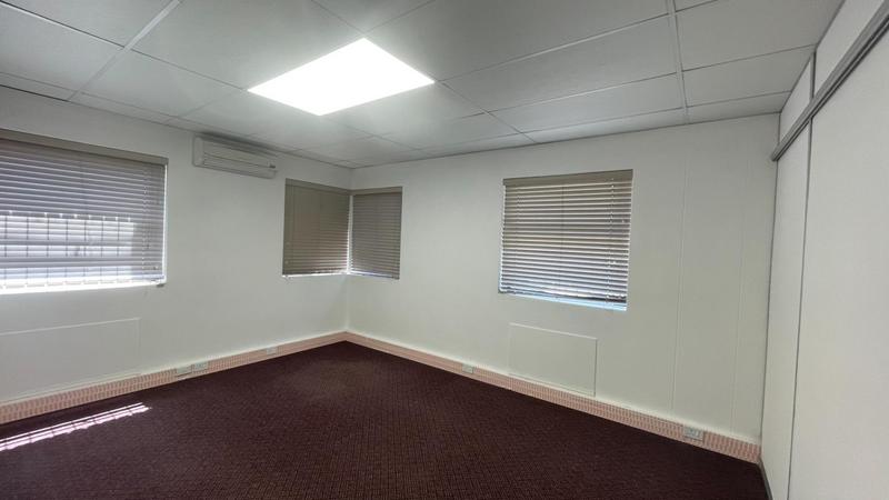 To Let commercial Property for Rent in Hoheizen Western Cape